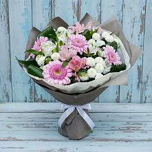 Букет цветов из:  Герберы, Альстромерии и Хризантемы в Российском Краснодарский край
