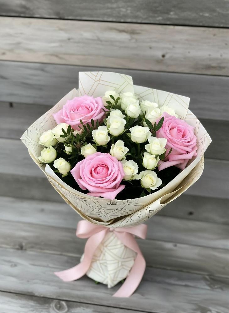 Букет цветов из: Розы в Российском Краснодарский край