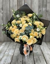 Букет цветов из:  Розы и Лизиантусы #REPLACE_PRED# Российском Краснодарский край