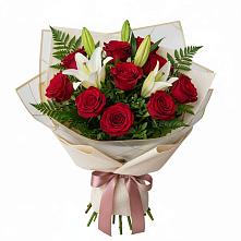 Букет цветов из:  Лилии и Розы в Российском Краснодарский край