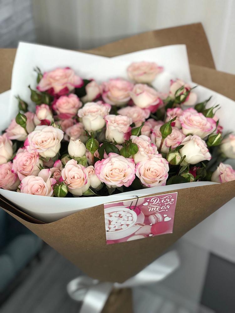 Букет цветов из: Розы в Российском Краснодарский край