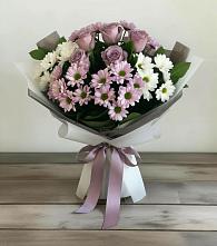 Букет цветов из:  Хризантемы и Розы в Российском Краснодарский край