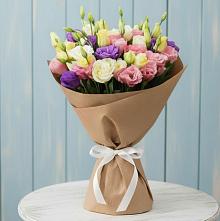 Букет цветов из:  Лизиантусы в Российском Краснодарский край